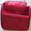 精致红色梳洗包包